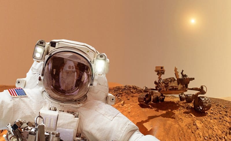 mama-op-mars