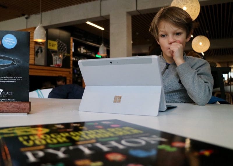 programmeren microsoft surface go
