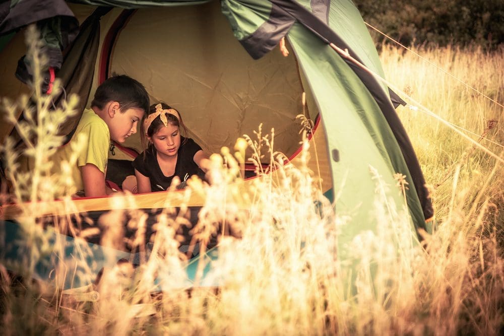 nodig camping kind